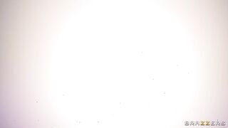 Rubbing The Robbers Dick - Lacey Bender | PornMedium.com