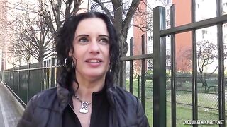 Leila, 40 Ans, Coiffeuse Et Beurette De Belgique