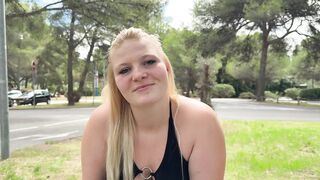 Anissa, 22 Ans, Veut être Baiser Par Deux Mecs