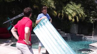 A hot milf seduced a guy by the pool and gave herself to him ????