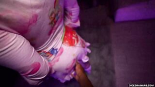 Scarlett Rose - She Is Only 19 So She Needs Help Gettin Into The Party 19 10 2025