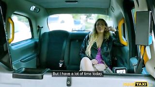 Married Latina needs to cum