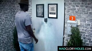 4 On 1 - Anonymous Fucking Party - Nicky Black