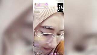 Tya Hijab Cantik - Livu Live